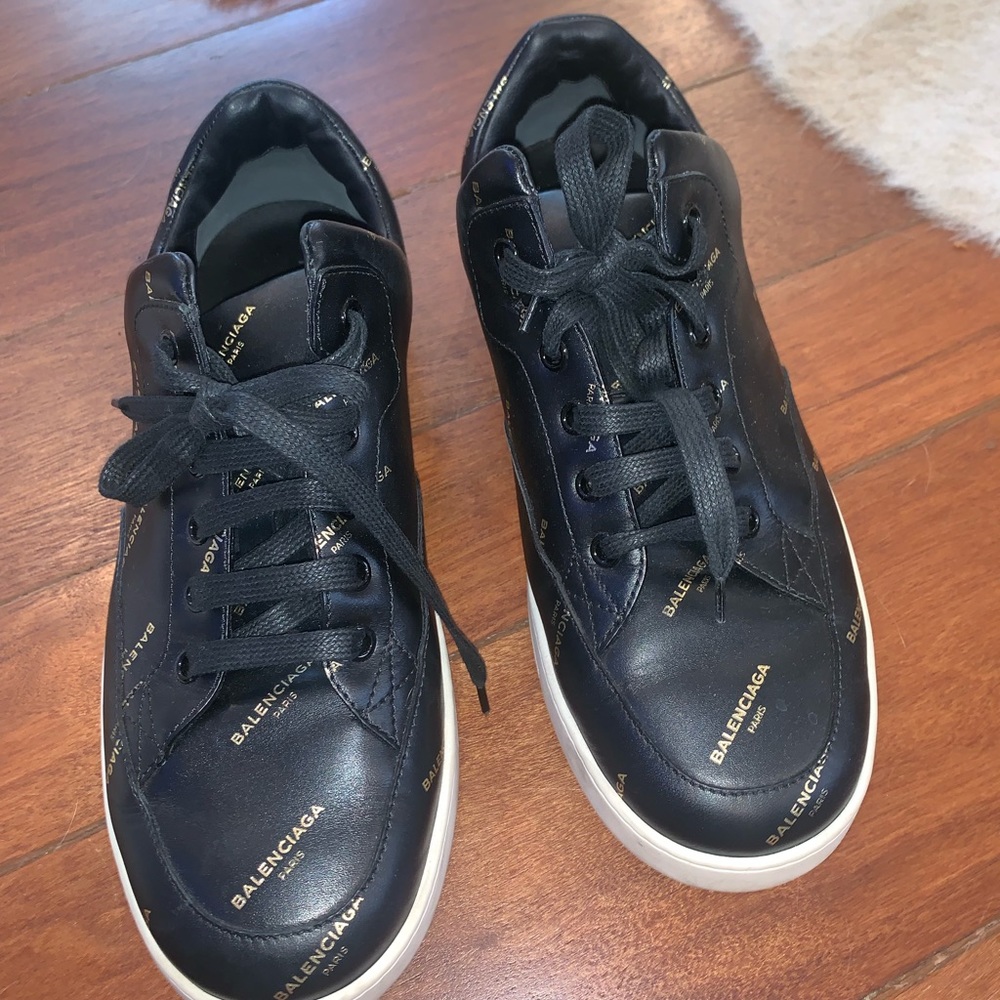 Balenciaga logo print sneakers